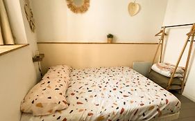 New! Cosy T2 au coeur de la ville - climatisation - coin terrasse